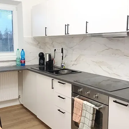 Modern Flat Near Centre & Hospital - Free Parking * Nyitra