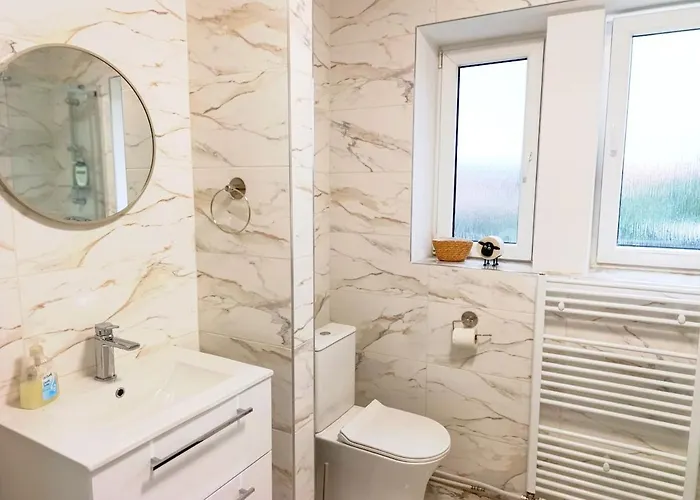 Modern Flat Near Centre & Hospital - Free Parking Nitra